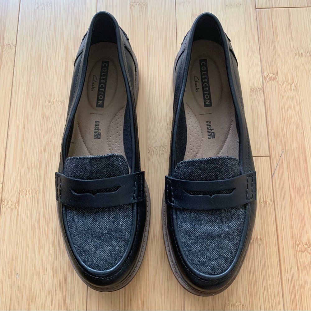Like New! Clarks Raisie Eletta Black Leather & Gray Tweed Penny Loafer, Size 7 - Picture 10 of 14